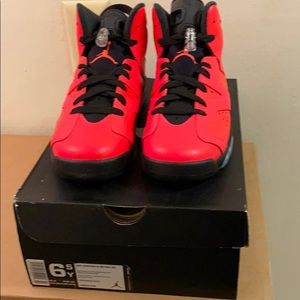 Jordan 6 Infrared/Toro sz 6.5Y BNIB